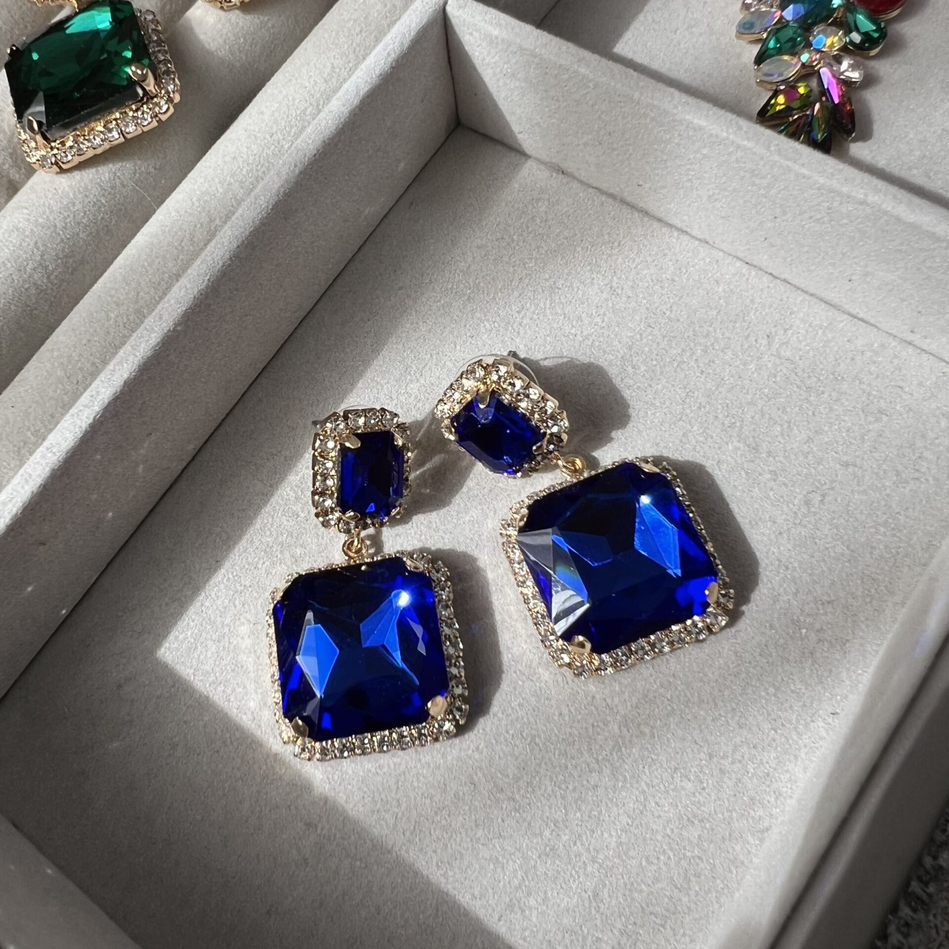 Златни обеци с камъни Rubina